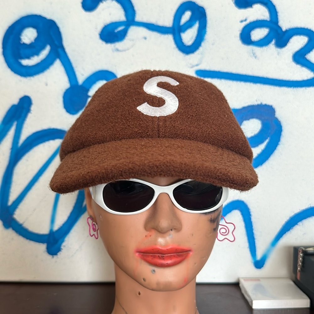 Supreme S Wool hat